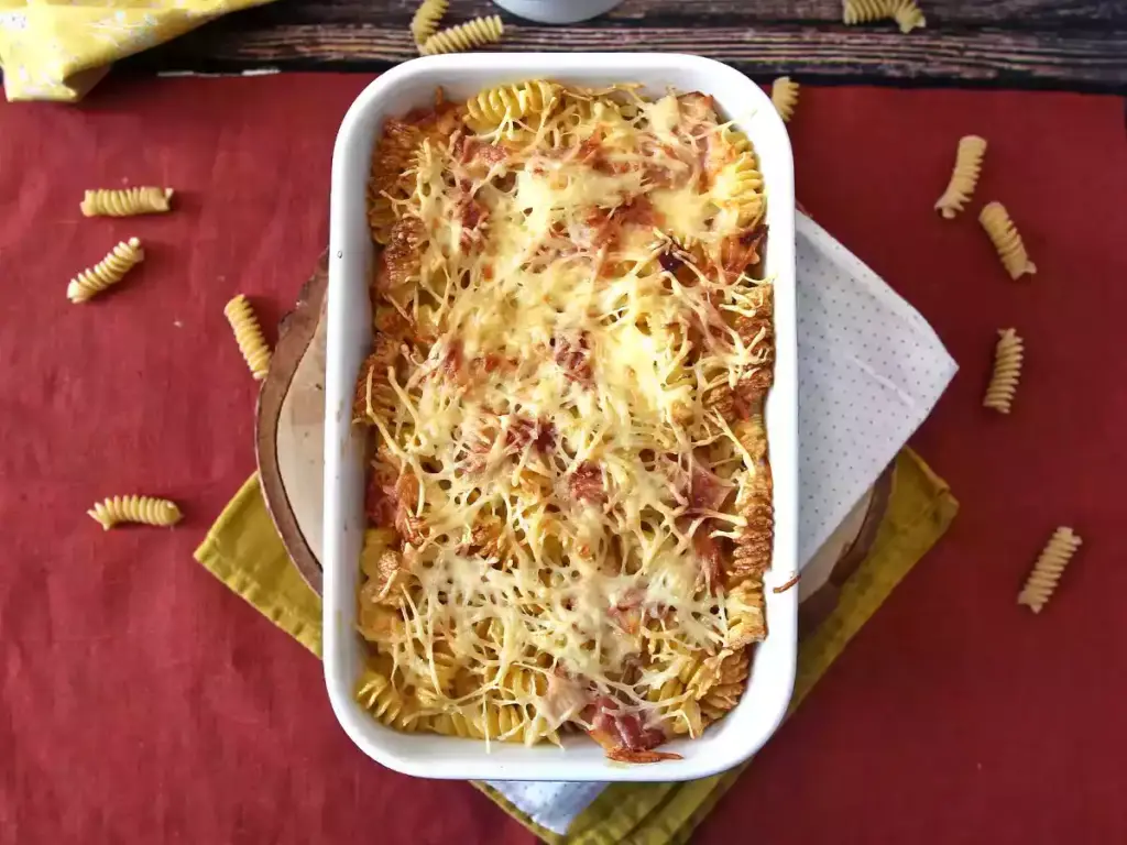 Cicorie gratinate con prosciutto e formaggio in friggitrice ad aria: ricetta facile in 32 min, economica